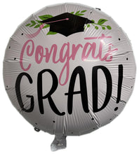 18" round Graduation (White with Pink Congrats)