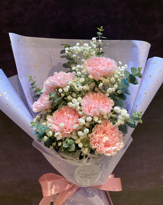 (FFBQ-MM02-S) Fresh Flower Bouquet : 6 Carnation with Fillers & Foliage