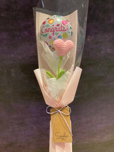 Crochet: Heart + Congrats Foil Balloon