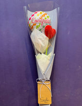 Crochet: Heart + Congrats Foil Balloon