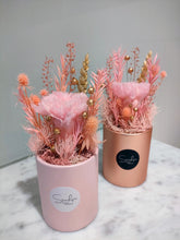 (RDBB-CNSC-P) Round Bloom Box - Preserved Flower: Single Colour Carnation