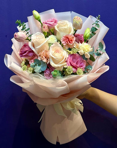 (FFBQ-MM-SN-RS) Fresh Flower Bouquet : Seasonal