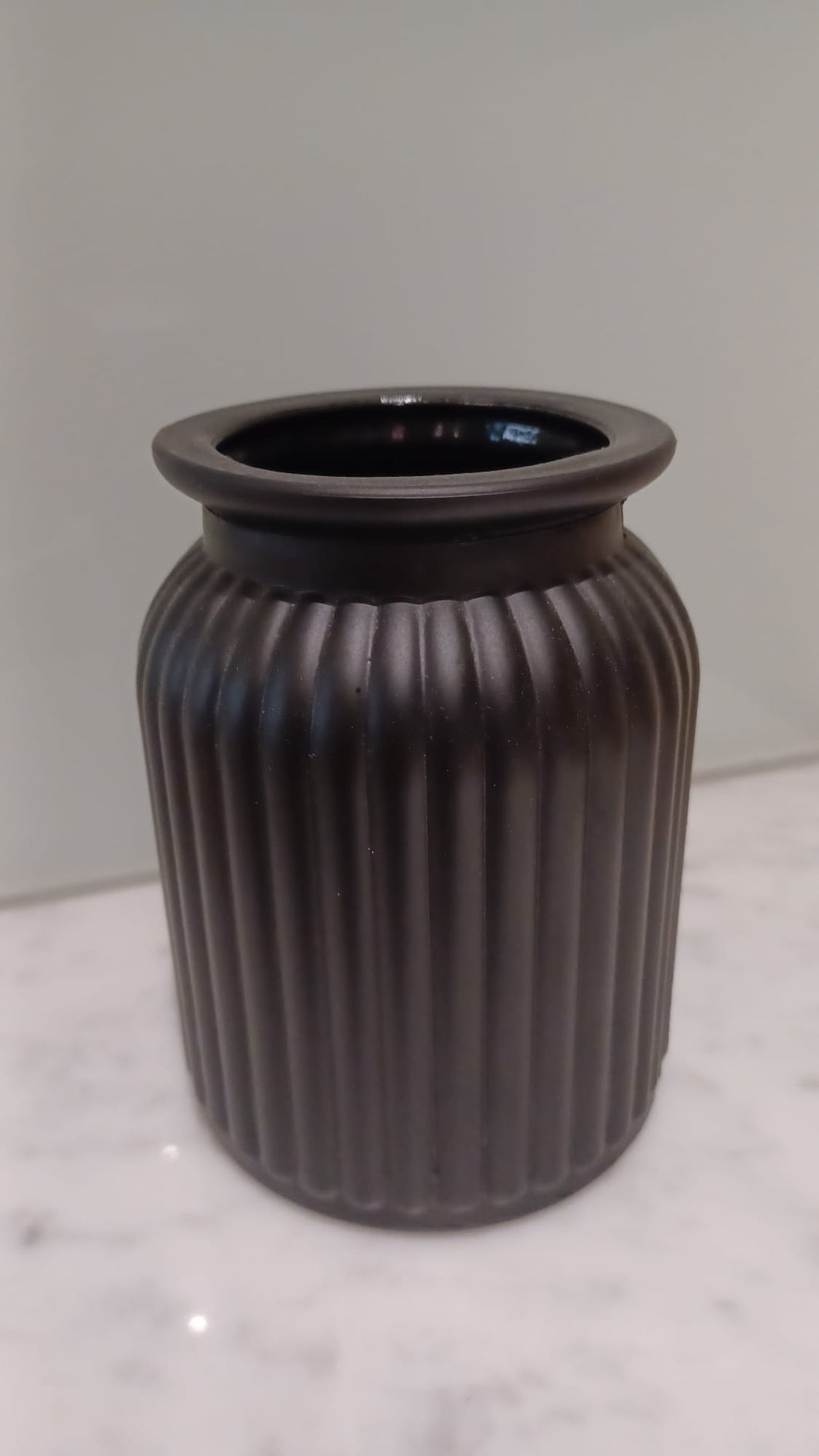 Black Vase with Rim