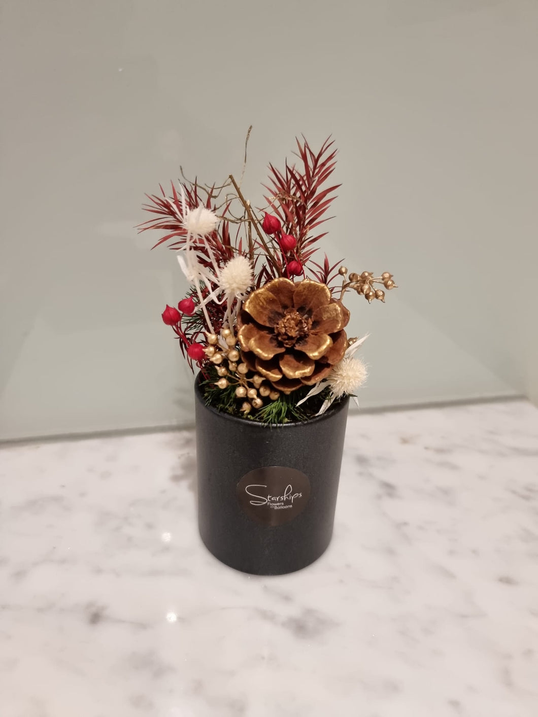(RDBB-PF-P) Round Bloom Box -  Dried Pine Cone