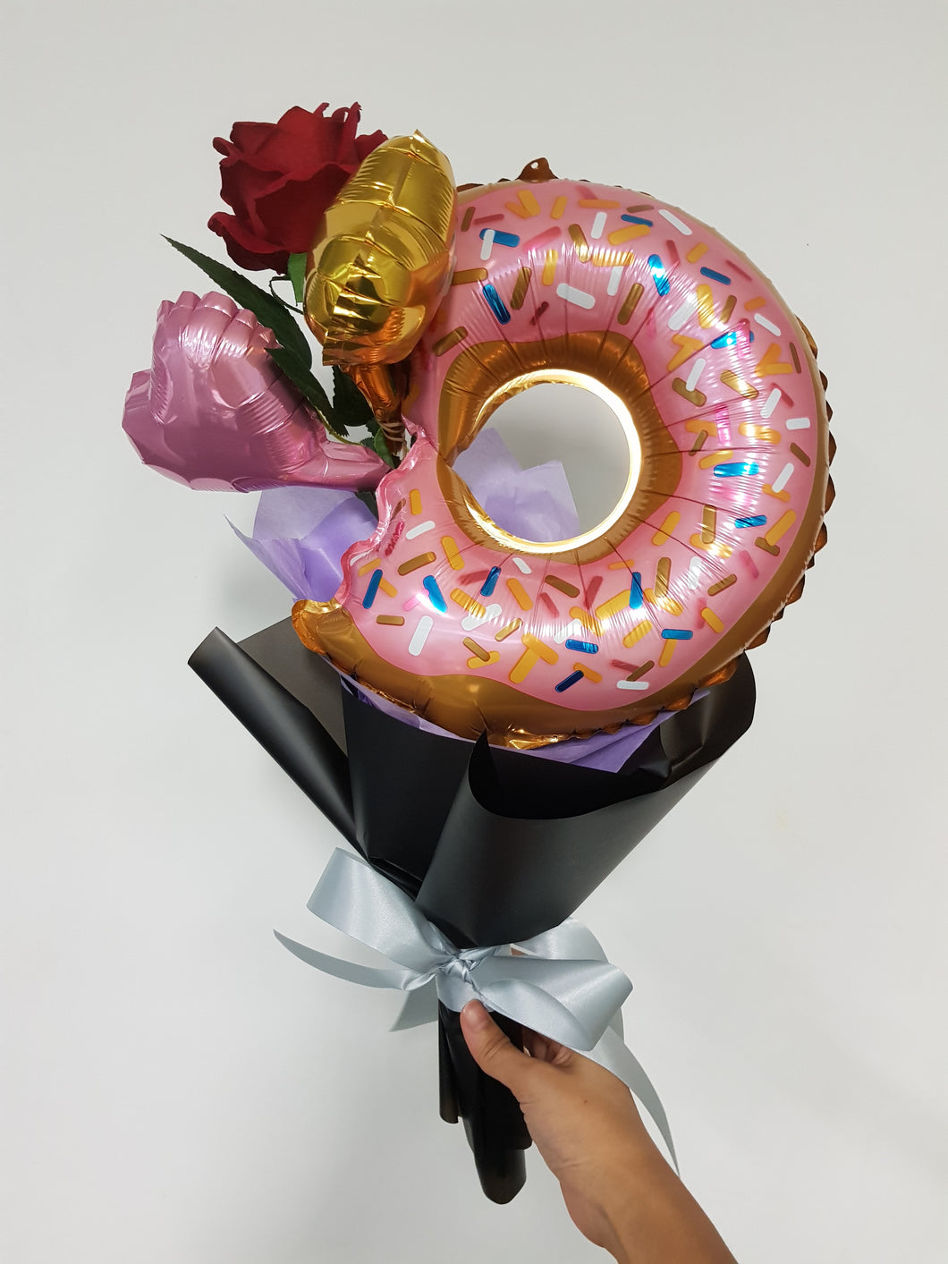 SPACE Bouquet - Donut Love
